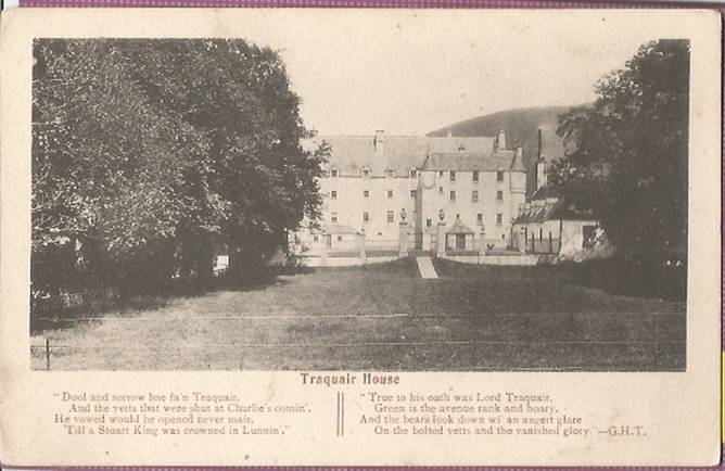  Traquair House 